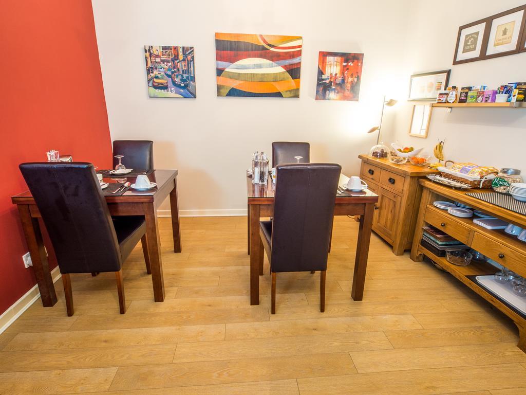 Browns Bed And Breakfast Edinburgh Bagian luar foto